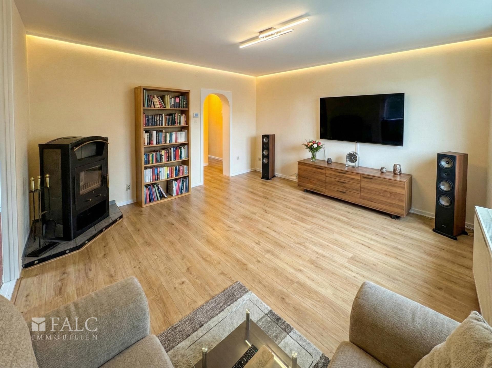 Wohnzimmer (KI bearbeitet) 